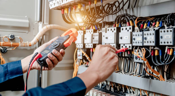 Best Electrical Outlet Repair  in Greentown, IN